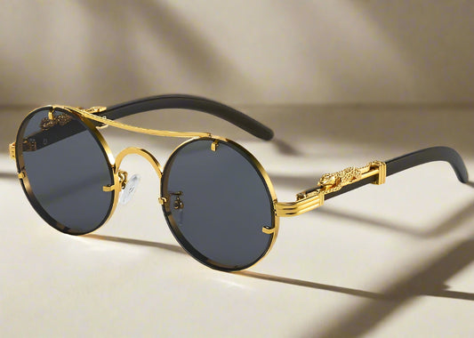 Round tinted sunglasses